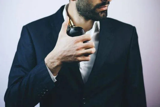Why People’s Loves to Wear Perfume In Pakistan?