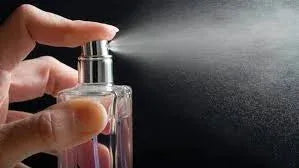 What is the difference between spray and perfume?